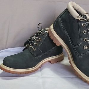 Like new Timberlands